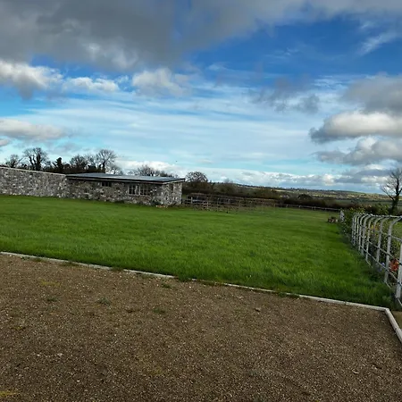 بيت للعطل The Barn At The Old Rectory *